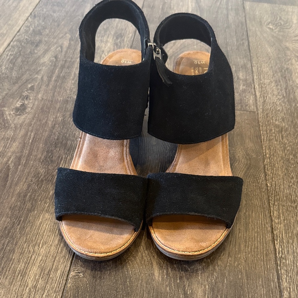 Toms Black Suede Women's Sandals